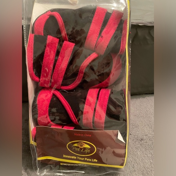 Pink and Black Petlife Thinsulate Size Large Dog Shoes - Picture 2 of 7